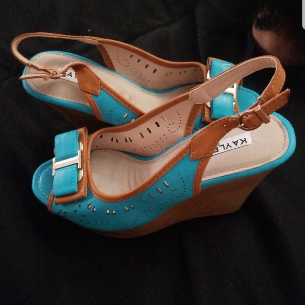Shoee